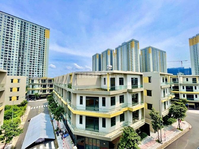 Nhà phố liền kề đẳng cấp khu Đông