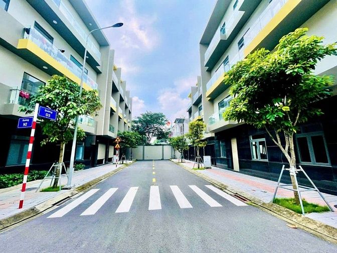 Nhà phố liền kề đẳng cấp khu Đông