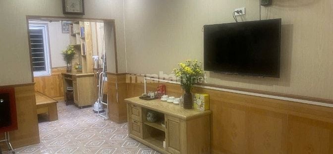 Chính chủ Cho Thuê căn hộ,  Đầu Ngõ 41 Đường Trường Chinh, Ô tô đỗ cửa