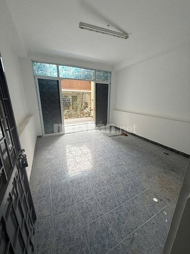 Gần mặt phố Đặng Thuỳ Trâm, 67m2, Kinh doanh, văn phòng