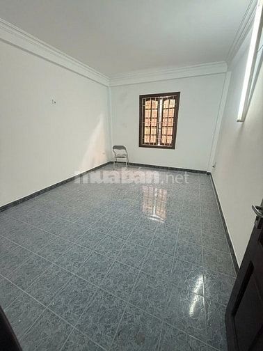 Gần mặt phố Đặng Thuỳ Trâm, 67m2, Kinh doanh, văn phòng