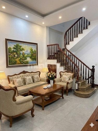 Gần mặt phố Đặng Thuỳ Trâm, 67m2, Kinh doanh, văn phòng
