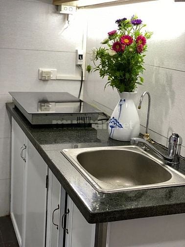 Chính chủ Cho Thuê căn hộ,  Đầu Ngõ 41 Đường Trường Chinh, Ô tô đỗ cửa