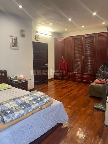 SANG NHƯỢNG ĐẤT Ở ĐÔ THỊ SỞ HỮU RIÊNG LÂU DÀI - TRUNG TÂM LÀNG NGỌC HÀ