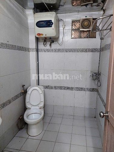 Cho thuê căn hộ tập thể Bộ Tài chính, 20 Nguyễn Công Hoan, Ngọc Khánh