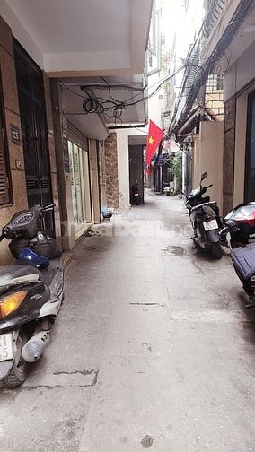 Bán nhà Kim Ngưu ngõ thông kinh doanh, Dt 40m2, 5t,, mt 5m, 10.6 tỷ.