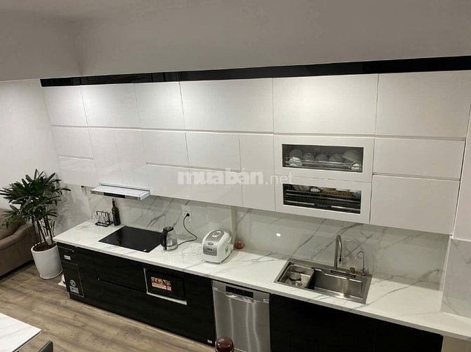 PHÂN LÔ CẦU GIẤY, GARA Ô TÔ ,Ô TÔ TRÁNH ,MẶT TIỀN ĐỈNH GIÁ 15 TỶ