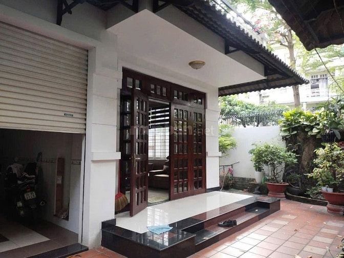 Bán siêu BIỆT THỰ GÓC 3 MẶT TIỀN  13X21m, 2 lầu Đường thông 10m
