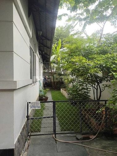 Bán siêu BIỆT THỰ GÓC 3 MẶT TIỀN  13X21m, 2 lầu Đường thông 10m
