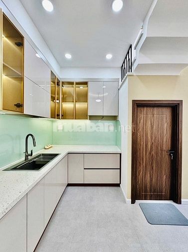 NHÀ NGAY NGÃ 6 GÒ VẤP-GIÁP PHÚ NHUẬN Đ.Quang Trung 53,4m2/giá 2.780 tỷ