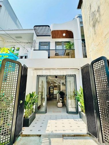 NHÀ NGAY NGÃ 6 GÒ VẤP-GIÁP PHÚ NHUẬN Đ.Quang Trung 53,4m2/giá 2.780 tỷ