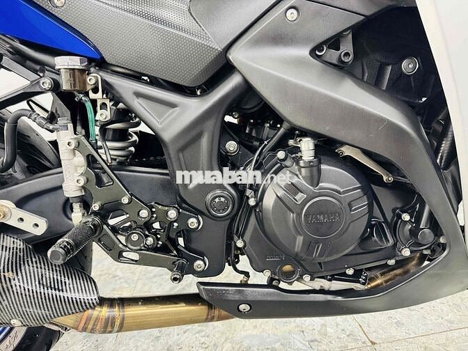 Yamaha R3 Xanh trắng Côn tay