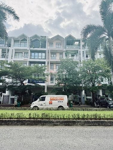 Bán nhà mặt tiền đường Hoàng Trọng Mậu Phường Tân Hưng Quận 7 HCM