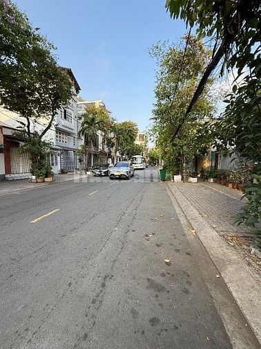 Bán nhà riêng tại KDC Tân Quy Đông Đường Số 40, Tân Phong Quận 7