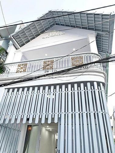 CHỈ 5 TỶ - NHÀ ĐẸP HUỲNH TẤN PHẢT, 48M², 2 TẦNG, SHR