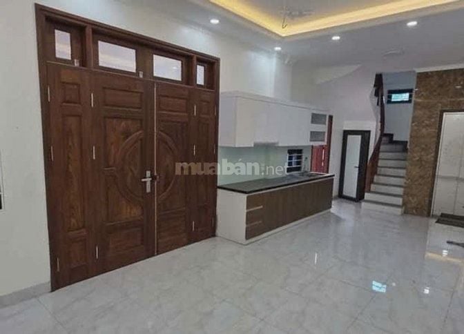 BÁN NHÀ PHÚ THƯỢNG- QUẬN TÂY HỒ- CÁCH 1 NHÀ RA NGÕ Ô TÔ, THÔNG.