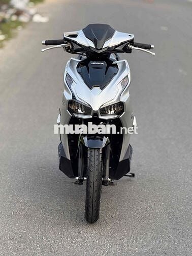 AB 2025 odo 3 ngàn cây 2 gương 2 khoá đày đủ lốp r