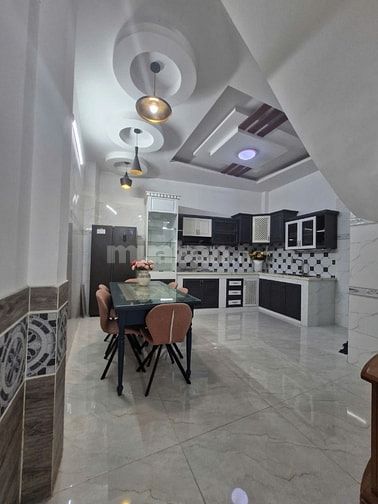 Bán nhà riêng 1 sẹt đường quang trung p8 GV, dt 41m, 3 lầu, 5PN, 7WC