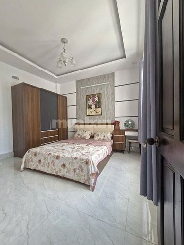 Bán nhà riêng 1 sẹt đường quang trung p8 GV, dt 41m, 3 lầu, 5PN, 7WC