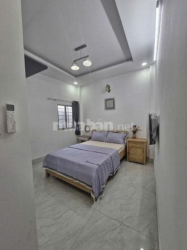 Bán nhà riêng 1 sẹt đường quang trung p8 GV, dt 41m, 3 lầu, 5PN, 7WC