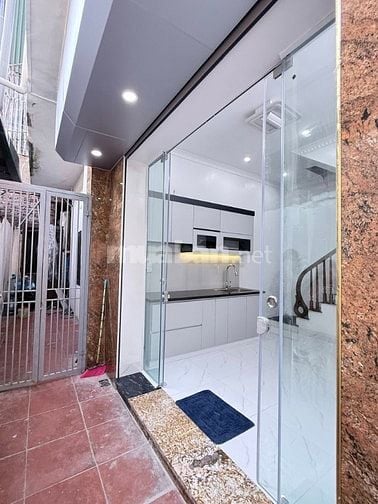 Siêu hiếm Kim Mã 20m2, 3T, 10m ra mặt phố, full nội thất, 	