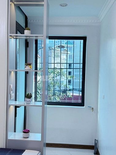 Siêu hiếm Kim Mã 20m2, 3T, 10m ra mặt phố, full nội thất, 	