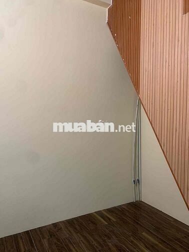 Căn hộ tầng 3, nằm mặt tiền đường 52 lê quang sung Q6