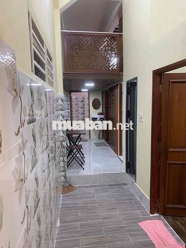 Căn hộ tầng 3, nằm mặt tiền đường 52 lê quang sung Q6