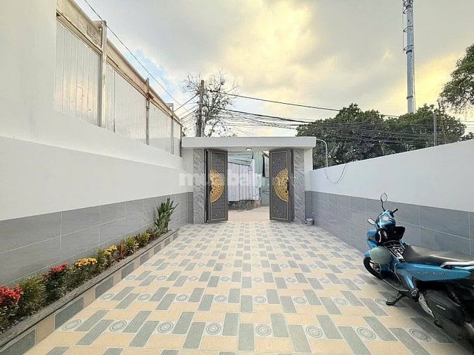 BÁN NHÀ MỚI XÂY PHƯỜNG DĨ AN,THÀNH PHỐ HỒ CHÍ MINH,DIỆN TÍCH:129M2