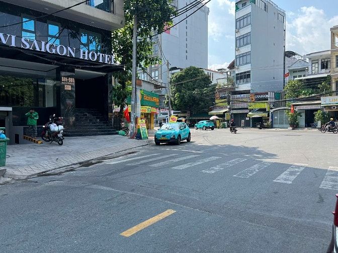 Bán Nhà 2MT Sân Bay đường Bạch Đằng B, Cn 100m2, giá 23.9 tỷ