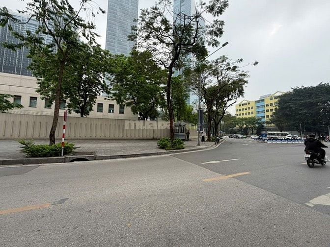 Bán nhà mặt phố Vạn Phúc, Ba Đình, 105m2, mặt tiền 7.3m chỉ 45 tỷ