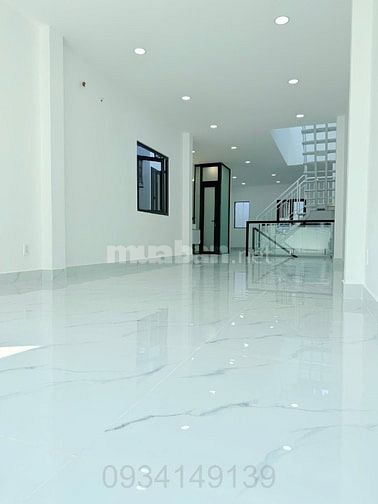 MT Nguyễn Trọng Tuyển NGANG 5,1m. 4 tầng mới 100%. Thu nhập 55tr/tháng