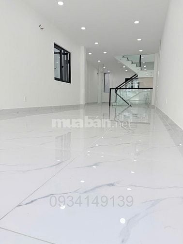MT Nguyễn Trọng Tuyển NGANG 5,1m. 4 tầng mới 100%. Thu nhập 55tr/tháng