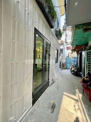 Nhà MỚI ĐẸP 1 lầu Sổ riêng Hẻm 39 Lưu Trọng Lư,p Tân Thuận, Q7 