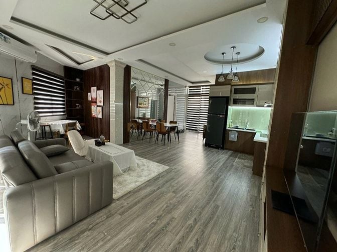 Giảm 2,5T.Góc 3MT Trương Hoàng Thanh, 5 tầng. HĐT 51tr/tháng.Chỉ 17,5T