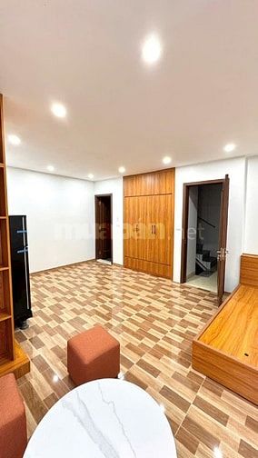 bán CHDT 6 tầng mới xây, có thang máy, full đồ. 