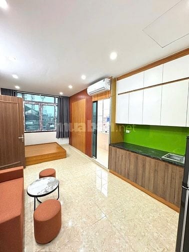 bán CHDT 6 tầng mới xây, có thang máy, full đồ. 