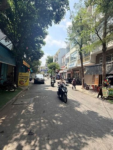 Bán nhà khu Bàu Cát, 112 Ca Văn Thỉnh, P.11, Tân Bình