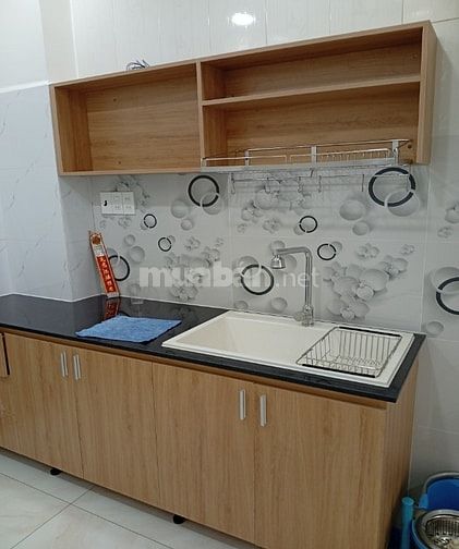 Nhà nguyên căn 10,5 triệu, hẻm Nguyễn Cảnh Chân, quận 1