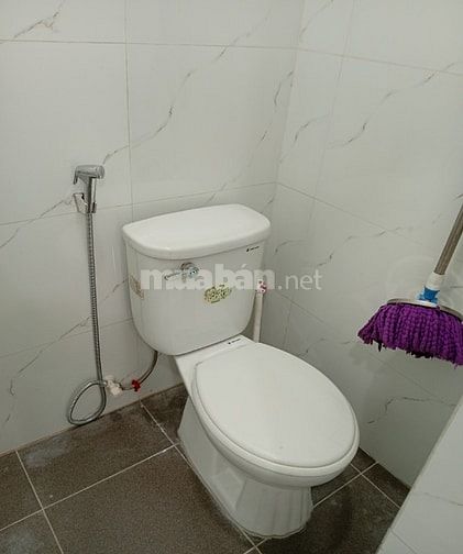 Nhà nguyên căn 10,5 triệu, hẻm Nguyễn Cảnh Chân, quận 1