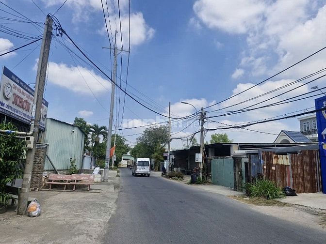 Bán đất Mặt tiền, gần Nguyễn Văn Bứa-rộng 15m-nhỉnh hơn 22 tỷ