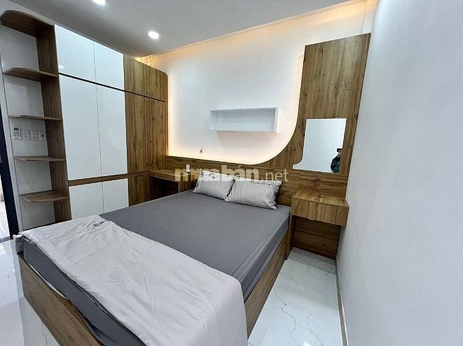 bán nhà MỚI ĐẸP XVNT DT:4m x 9m 1 trệt 1 lửng 3 lầu 3PN 4WC.P25 Q.BT