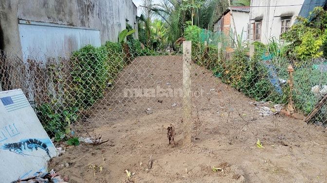 Bán đất thổ cư mặt tiền đường Huyện 24, cách chợ Cần Đước 3km