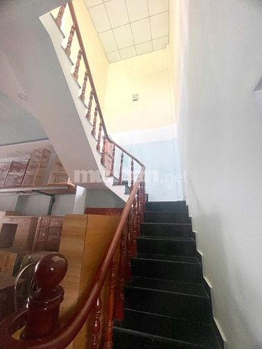 GIẢM SỐC 7.5 TỶ –  Nhà 2 MT Đặng Thúc Vịnh 