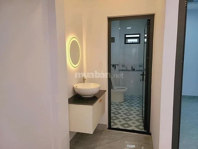 Ly hôn chia tài sản bán nhà 60m2 Nguyễn Văn Lượng giá 1,17 tỷ. Sổ sẵn