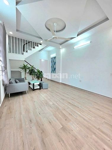 Mặt Tiền Chính Kinh Doanh 4 Tỷ 86 - SHR Gốc 2 Mặt Tiền 4