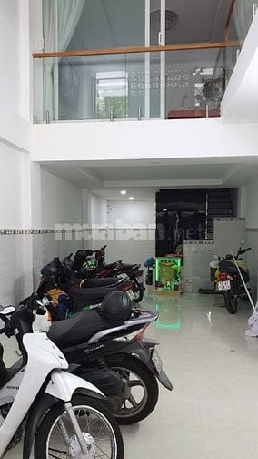 Cho thuê phòng trọ tại Trung tâm quận Tân Phú, gần Trường học, Chợ