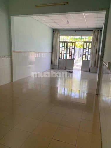 Căn nhà dưới 1 tỷ sót lại ngay TT Hóc Môn, 2 sẹc Lê Thị Hà vào, 860tr
