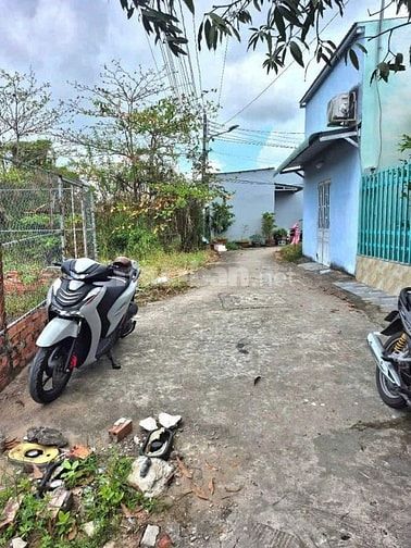 Căn nhà dưới 1 tỷ sót lại ngay TT Hóc Môn, 2 sẹc Lê Thị Hà vào, 860tr
