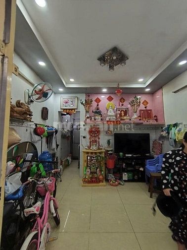 Bán nhà hẻm xe Hoàng Sa, Quận 3, 29m2, 3 tầng kinh doanh tốt, 2.99 tỷ